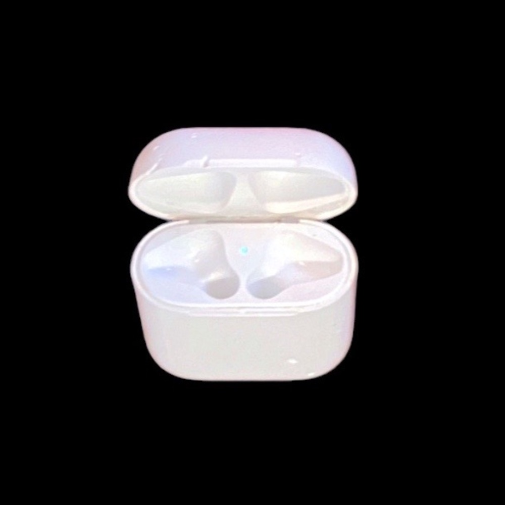 AirPods Lightning Charging Case A1602 - Genuine -Cosmetic Damage -Works Properly - Picture 11 of 16